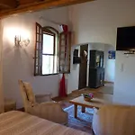 Les Gites Du Domaine De Rhodes